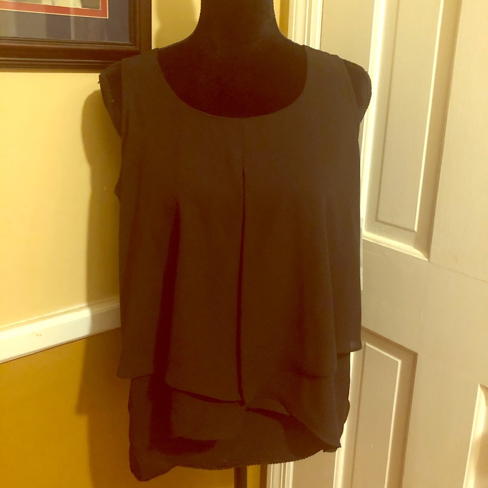 Sleeveless blouse